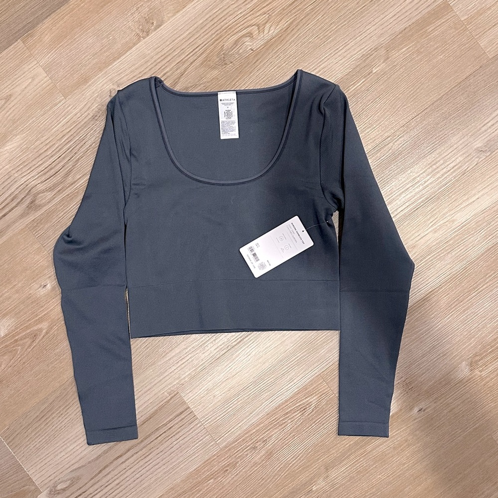 NWT ATHLETA AURORA SEAMLESS CROP TOP